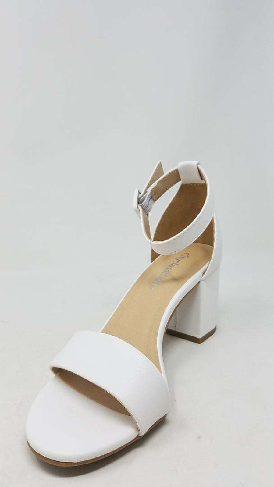 Shoe Type * | Fortune Cake White